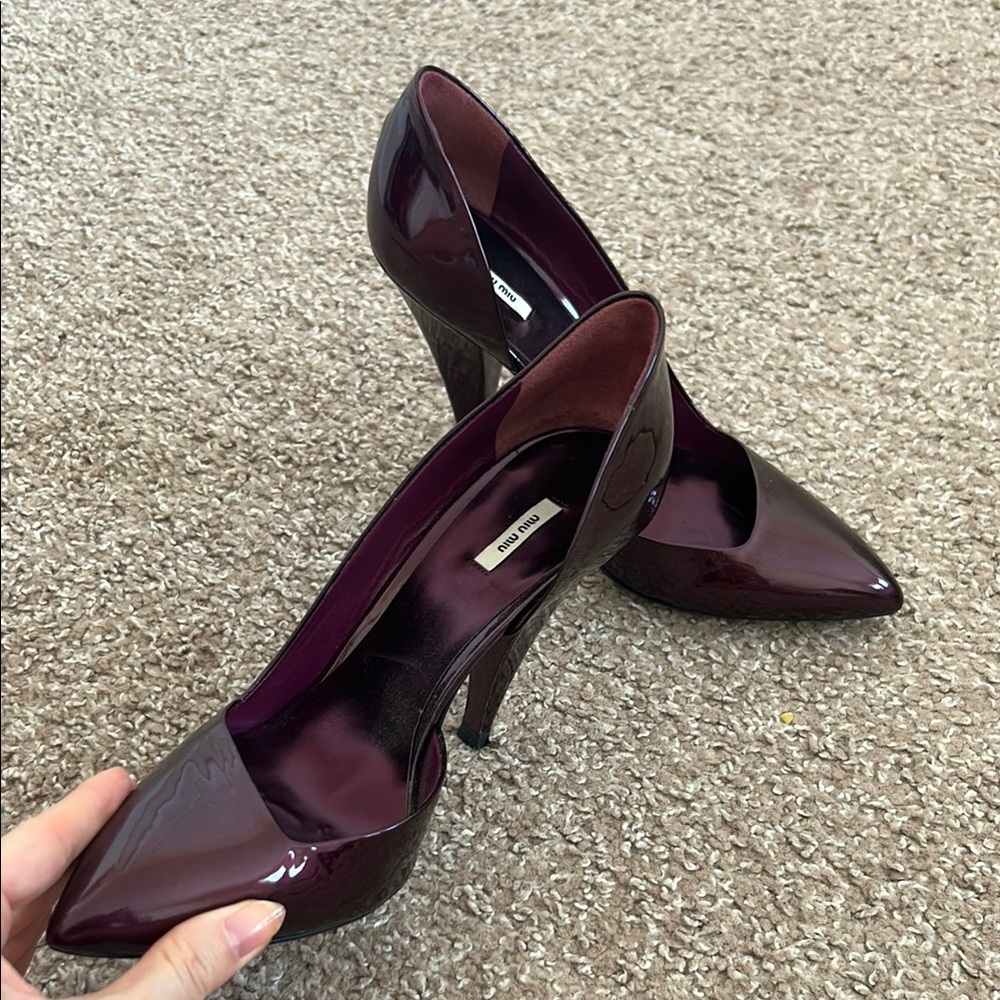 Miu Miu Purple Patent Leather Heels - Picture 4 of 15